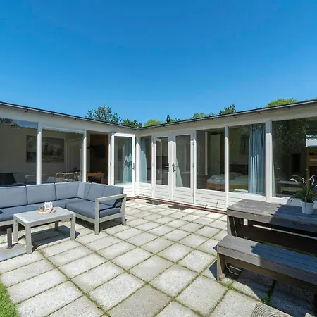 Дом отдыха Duinland 247modern For 6 Guests Sint Maartensvlotbrug
