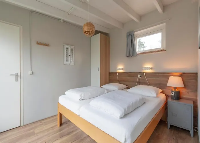 Duinland 247modern For 6 Guests * Sint Maartensvlotbrug