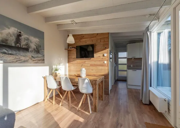 Duinland 247modern For 6 Guests * Sint Maartensvlotbrug